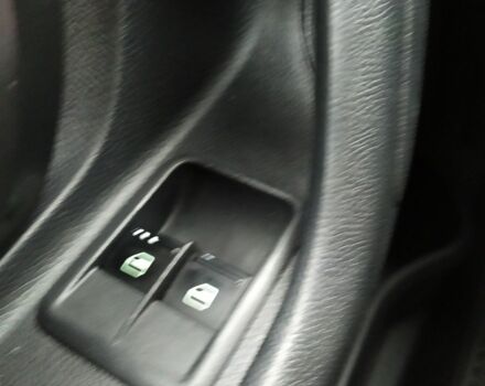 Зеленый Шкода Фабия, объемом двигателя 1.2 л и пробегом 230 тыс. км за 4500 $, фото 18 на Automoto.ua