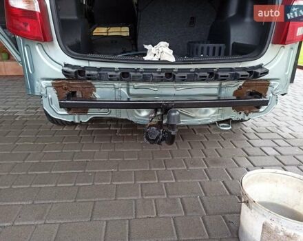 Зеленый Шкода Фабия, объемом двигателя 1.2 л и пробегом 380 тыс. км за 6800 $, фото 15 на Automoto.ua