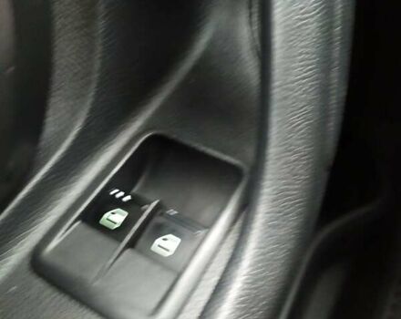 Зеленый Шкода Фабия, объемом двигателя 1.2 л и пробегом 230 тыс. км за 4500 $, фото 17 на Automoto.ua