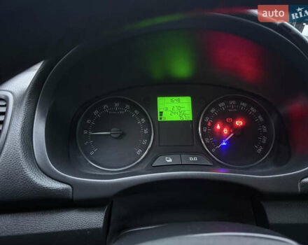 Зелений Шкода Фабія, об'ємом двигуна 1.6 л та пробігом 245 тис. км за 5300 $, фото 14 на Automoto.ua