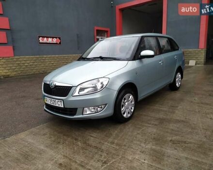 Зеленый Шкода Фабия, объемом двигателя 1.2 л и пробегом 230 тыс. км за 4500 $, фото 1 на Automoto.ua