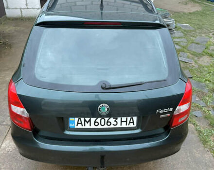 Зелений Шкода Фабія, об'ємом двигуна 1.6 л та пробігом 245 тис. км за 5300 $, фото 7 на Automoto.ua