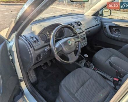 Зелений Шкода Фабія, об'ємом двигуна 1.2 л та пробігом 147 тис. км за 5950 $, фото 22 на Automoto.ua