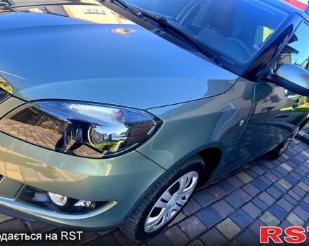 Зеленый Шкода Фабия, объемом двигателя 1.4 л и пробегом 190 тыс. км за 6900 $, фото 12 на Automoto.ua