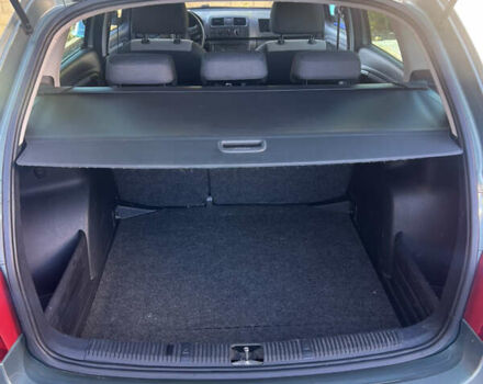 Зелений Шкода Фабія, об'ємом двигуна 1.39 л та пробігом 191 тис. км за 6500 $, фото 39 на Automoto.ua