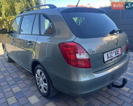 Зелений Шкода Фабія, об'ємом двигуна 1.39 л та пробігом 191 тис. км за 6500 $, фото 11 на Automoto.ua