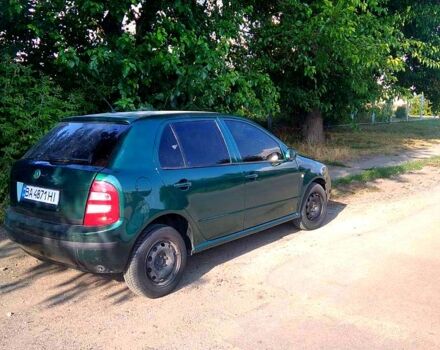 Зеленый Шкода Фабия, объемом двигателя 1.4 л и пробегом 191 тыс. км за 3500 $, фото 1 на Automoto.ua