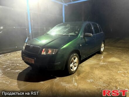 Зеленый Шкода Фабия, объемом двигателя 1.4 л и пробегом 100 тыс. км за 3500 $, фото 1 на Automoto.ua