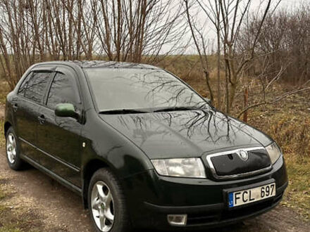 Зеленый Шкода Фабия, объемом двигателя 1.9 л и пробегом 287 тыс. км за 2000 $, фото 1 на Automoto.ua