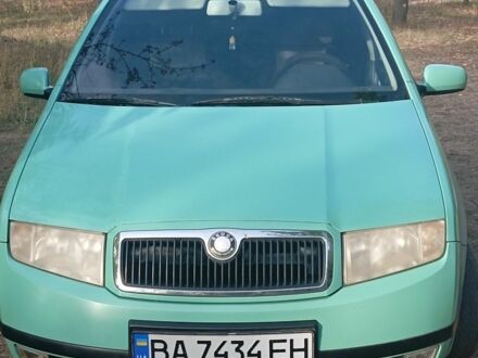 Зеленый Шкода Фабия, объемом двигателя 1.4 л и пробегом 293 тыс. км за 2400 $, фото 1 на Automoto.ua
