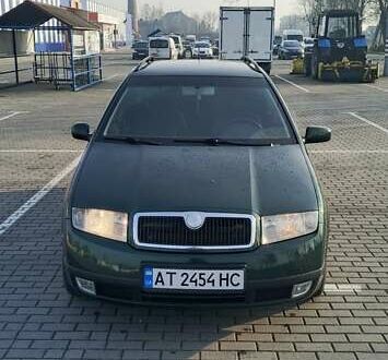 Зеленый Шкода Фабия, объемом двигателя 1.39 л и пробегом 240 тыс. км за 3250 $, фото 1 на Automoto.ua