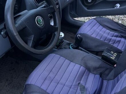 Зелений Шкода Фабія, об'ємом двигуна 1.4 л та пробігом 220 тис. км за 1424 $, фото 1 на Automoto.ua