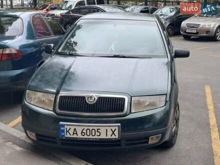 Зеленый Шкода Фабия, объемом двигателя 1.4 л и пробегом 300 тыс. км за 3000 $, фото 1 на Automoto.ua