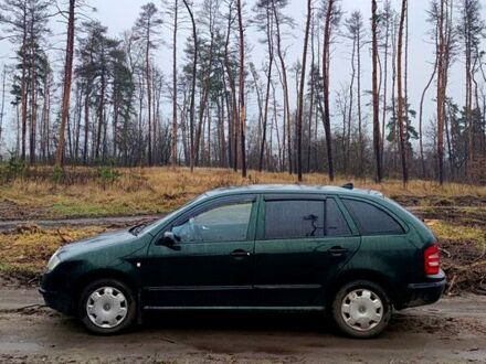 Зеленый Шкода Фабия, объемом двигателя 1.4 л и пробегом 239 тыс. км за 2850 $, фото 1 на Automoto.ua