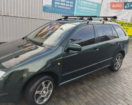 Зеленый Шкода Фабия, объемом двигателя 1.4 л и пробегом 228 тыс. км за 3400 $, фото 1 на Automoto.ua