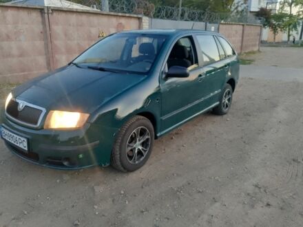 Зеленый Шкода Фабия, объемом двигателя 1.4 л и пробегом 211 тыс. км за 3592 $, фото 1 на Automoto.ua