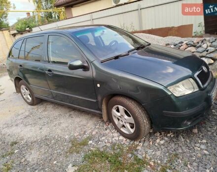 Зелений Шкода Фабія, об'ємом двигуна 1.9 л та пробігом 390 тис. км за 3909 $, фото 1 на Automoto.ua