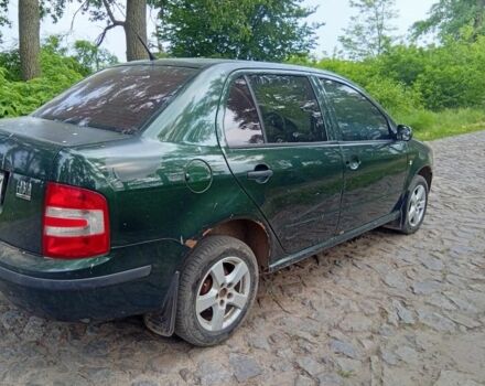 Зеленый Шкода Фабия, объемом двигателя 1.2 л и пробегом 300 тыс. км за 2300 $, фото 1 на Automoto.ua