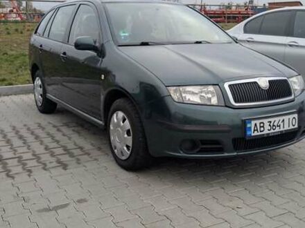 Зеленый Шкода Фабия, объемом двигателя 1.39 л и пробегом 230 тыс. км за 3800 $, фото 1 на Automoto.ua