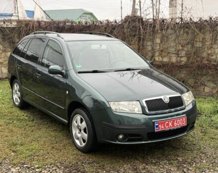 Зеленый Шкода Фабия, объемом двигателя 1.4 л и пробегом 265 тыс. км за 4600 $, фото 1 на Automoto.ua