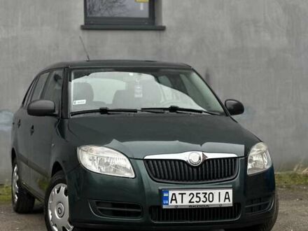 Зеленый Шкода Фабия, объемом двигателя 1.39 л и пробегом 200 тыс. км за 4299 $, фото 1 на Automoto.ua