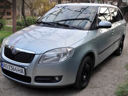 Шкода Фабия 2009 в Мукачеве на Automoto.ua Зеленый Шкода Фабия, объемом двигателя 1.2 л и пробегом 290 тыс. км за 5700 $, фото 1 на Automoto.ua