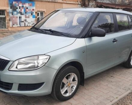Зеленый Шкода Фабия, объемом двигателя 1.2 л и пробегом 168 тыс. км за 4400 $, фото 1 на Automoto.ua