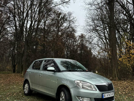 Зеленый Шкода Фабия, объемом двигателя 1.4 л и пробегом 186 тыс. км за 5500 $, фото 1 на Automoto.ua