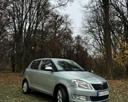 Зеленый Шкода Фабия, объемом двигателя 1.4 л и пробегом 186 тыс. км за 5500 $, фото 1 на Automoto.ua