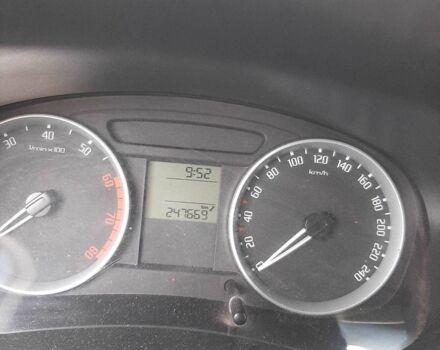 Оранжевый Шкода Фабия, объемом двигателя 1.4 л и пробегом 247 тыс. км за 3490 $, фото 8 на Automoto.ua