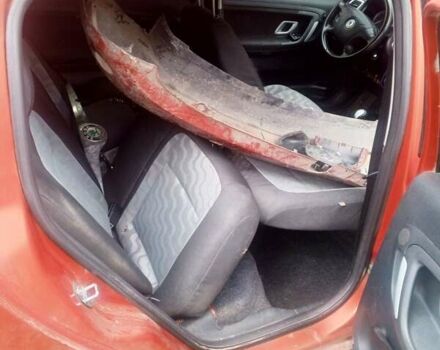 Оранжевый Шкода Фабия, объемом двигателя 1.2 л и пробегом 366 тыс. км за 1600 $, фото 6 на Automoto.ua