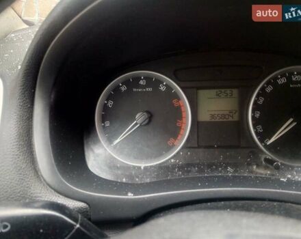 Оранжевый Шкода Фабия, объемом двигателя 1.2 л и пробегом 366 тыс. км за 1600 $, фото 8 на Automoto.ua