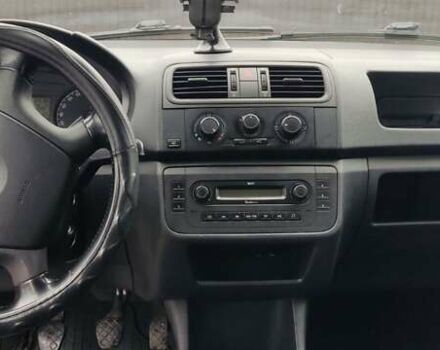 Оранжевый Шкода Фабия, объемом двигателя 1.2 л и пробегом 270 тыс. км за 3000 $, фото 10 на Automoto.ua