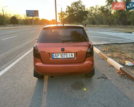 Помаранчевий Шкода Фабія, об'ємом двигуна 1.2 л та пробігом 237 тис. км за 4500 $, фото 6 на Automoto.ua