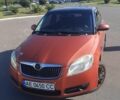 Оранжевый Шкода Фабия, объемом двигателя 1.4 л и пробегом 276 тыс. км за 3999 $, фото 1 на Automoto.ua