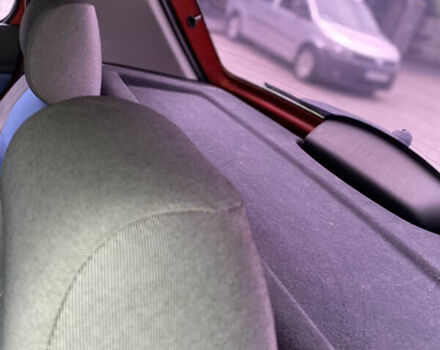 Помаранчевий Шкода Фабія, об'ємом двигуна 1.2 л та пробігом 180 тис. км за 2600 $, фото 4 на Automoto.ua