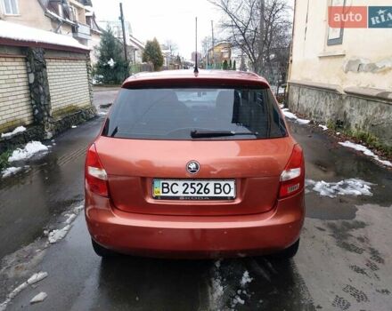 Помаранчевий Шкода Фабія, об'ємом двигуна 1.6 л та пробігом 325 тис. км за 3550 $, фото 12 на Automoto.ua