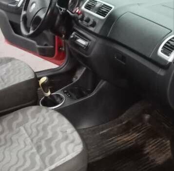 Помаранчевий Шкода Фабія, об'ємом двигуна 1.39 л та пробігом 340 тис. км за 2700 $, фото 4 на Automoto.ua