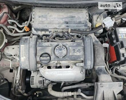 Помаранчевий Шкода Фабія, об'ємом двигуна 1.39 л та пробігом 243 тис. км за 5500 $, фото 10 на Automoto.ua