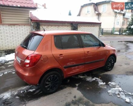 Помаранчевий Шкода Фабія, об'ємом двигуна 1.6 л та пробігом 325 тис. км за 3450 $, фото 6 на Automoto.ua