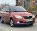 Оранжевый Шкода Фабия, объемом двигателя 1.2 л и пробегом 142 тыс. км за 4999 $, фото 1 на Automoto.ua