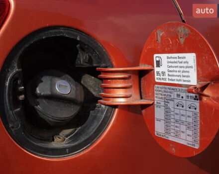 Шкода Фабия 2008 в Львове на Automoto.ua Оранжевый Шкода Фабия, объемом двигателя 1.39 л и пробегом 158 тыс. км за 6200 $, фото 6 на Automoto.ua