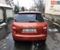 Помаранчевий Шкода Фабія, об'ємом двигуна 1.6 л та пробігом 325 тис. км за 3450 $, фото 12 на Automoto.ua
