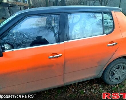 Помаранчевий Шкода Фабія, об'ємом двигуна 1.4 л та пробігом 0 тис. км за 2300 $, фото 4 на Automoto.ua