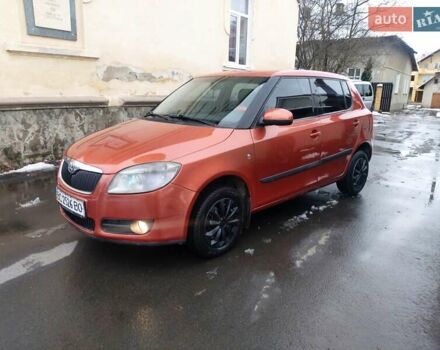 Помаранчевий Шкода Фабія, об'ємом двигуна 1.6 л та пробігом 325 тис. км за 3450 $, фото 1 на Automoto.ua