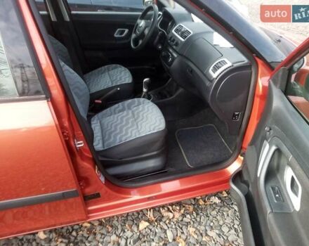 Помаранчевий Шкода Фабія, об'ємом двигуна 1.2 л та пробігом 124 тис. км за 5000 $, фото 4 на Automoto.ua