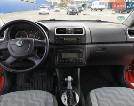 Помаранчевий Шкода Фабія, об'ємом двигуна 1.6 л та пробігом 240 тис. км за 7200 $, фото 18 на Automoto.ua