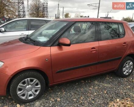 Помаранчевий Шкода Фабія, об'ємом двигуна 1.2 л та пробігом 124 тис. км за 5000 $, фото 15 на Automoto.ua
