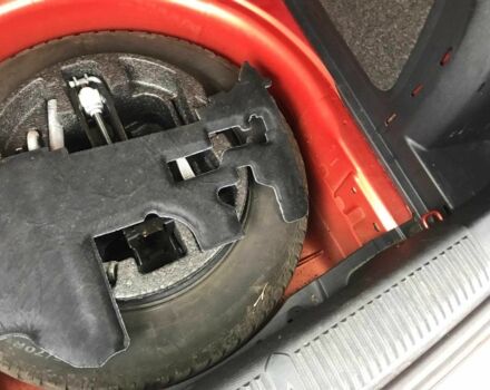 Оранжевый Шкода Фабия, объемом двигателя 1.2 л и пробегом 124 тыс. км за 4800 $, фото 14 на Automoto.ua