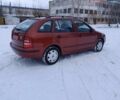 Помаранчевий Шкода Фабія, об'ємом двигуна 1.4 л та пробігом 160 тис. км за 4700 $, фото 9 на Automoto.ua